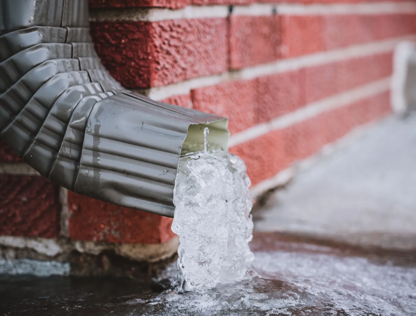 Winter Drain Problems: Identifying Frozen Pipes and Blockages